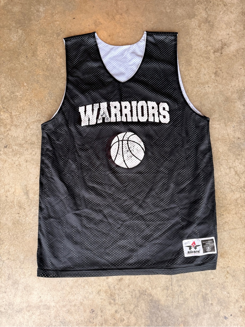 Warriors Reversible Basketball Jersey - Black & White